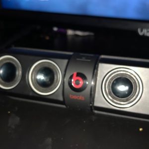 Beats Pill